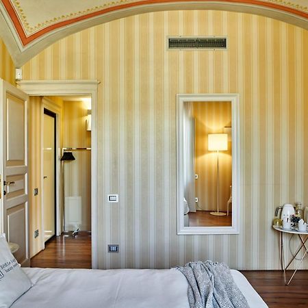 B&B Le Logge Luxury Rooms Siena Kültér fotó